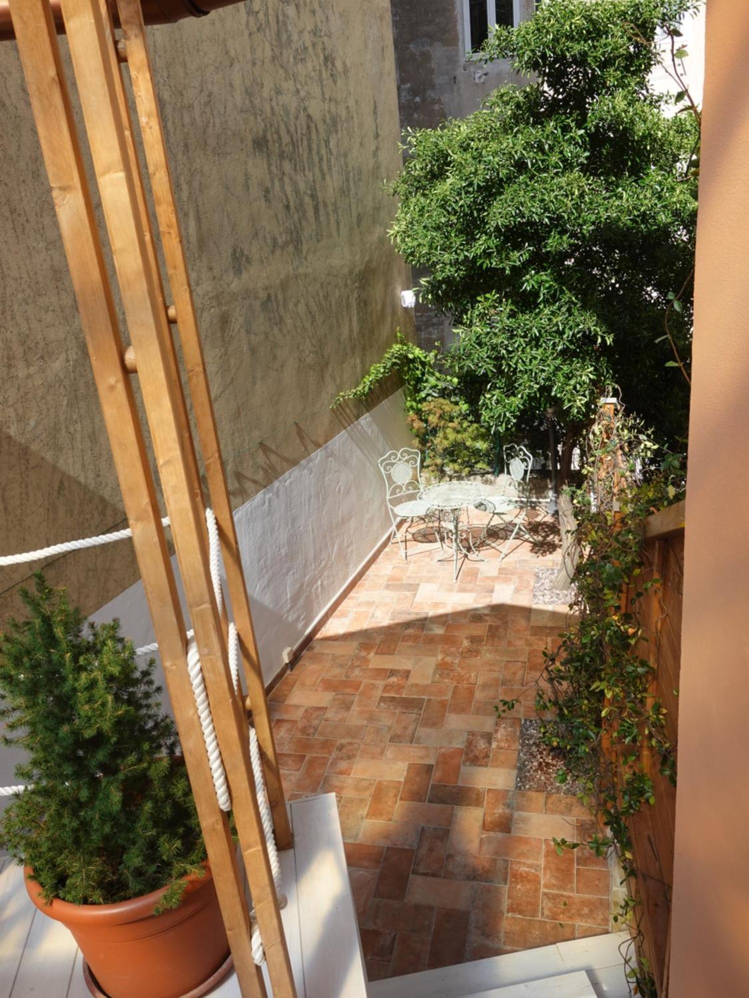 Cavana Cosy Apartment With Garden Near The Sea Triest Exterior foto